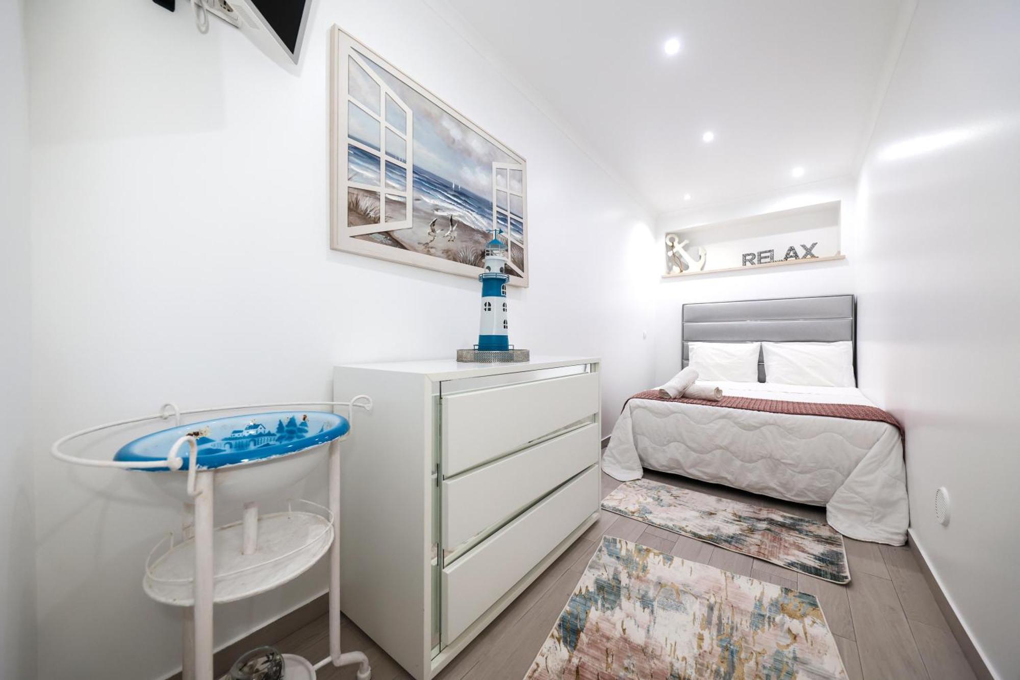 Dina Beach House ナザレ エクステリア 写真